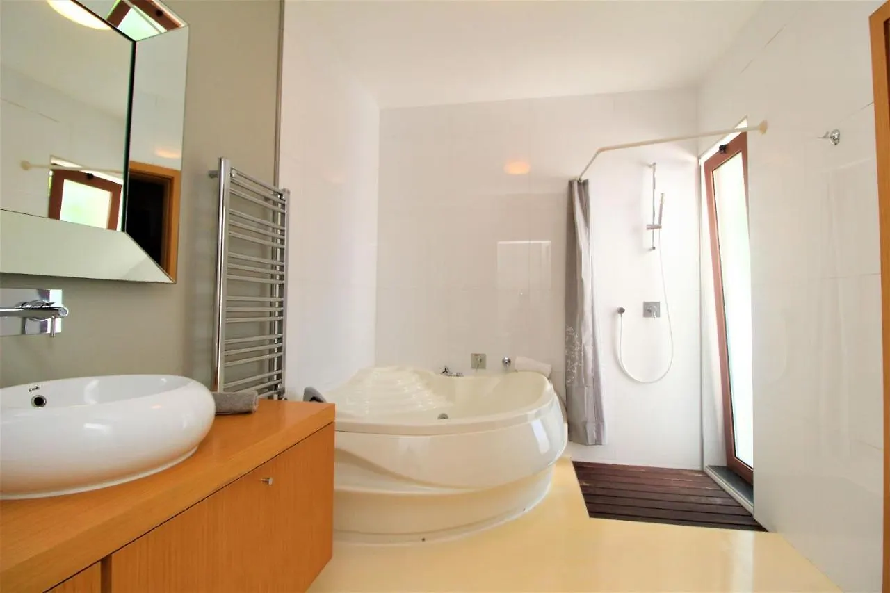 Villa Victoria With Private Heated Pool Funchal