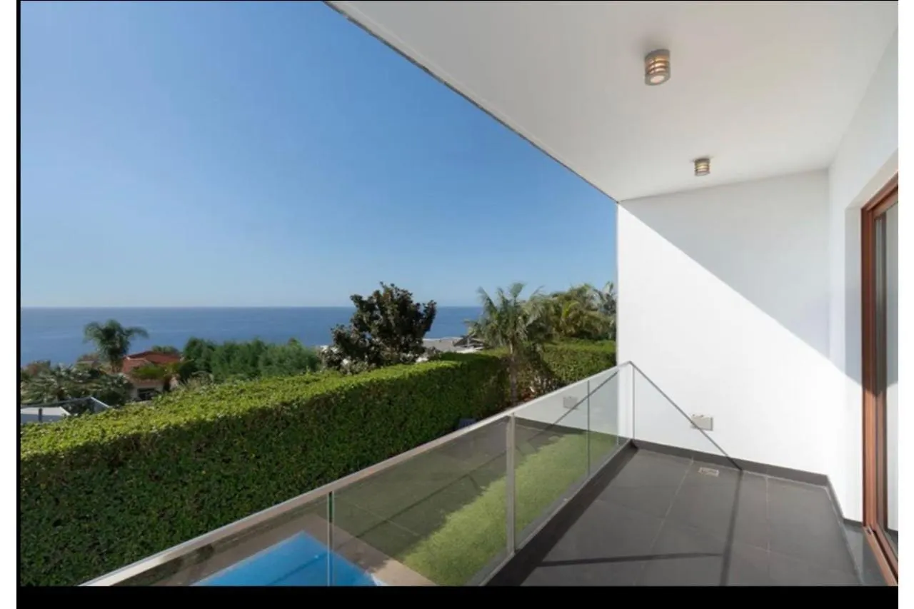 Villa Victoria With Private Heated Pool Funchal